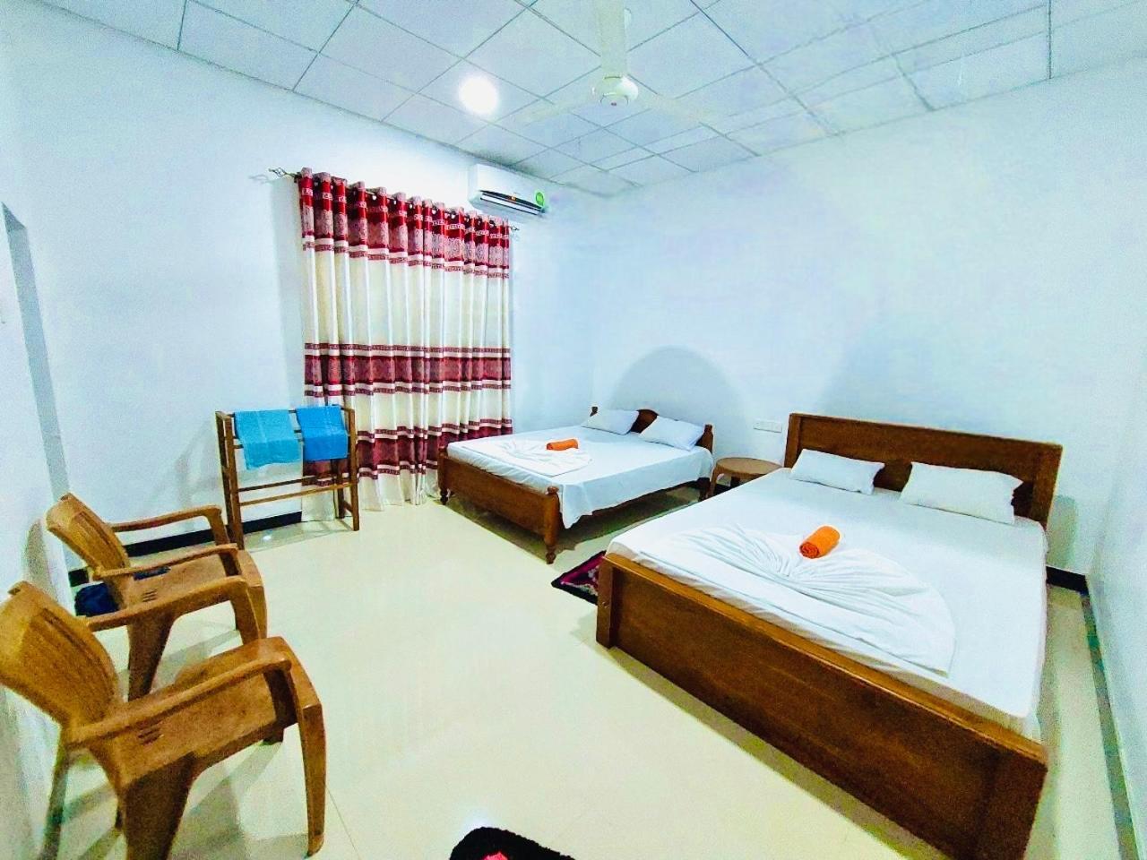 Siyapath Holiday Resort Polonnaruva Kültér fotó