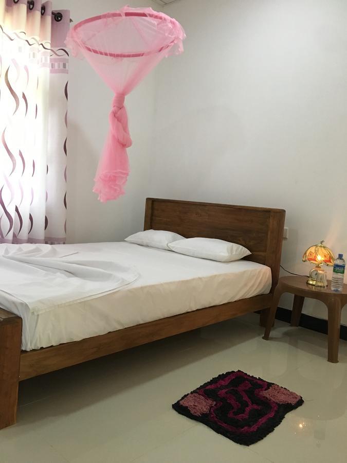 Siyapath Holiday Resort Polonnaruva Kültér fotó