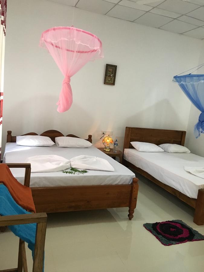 Siyapath Holiday Resort Polonnaruva Kültér fotó
